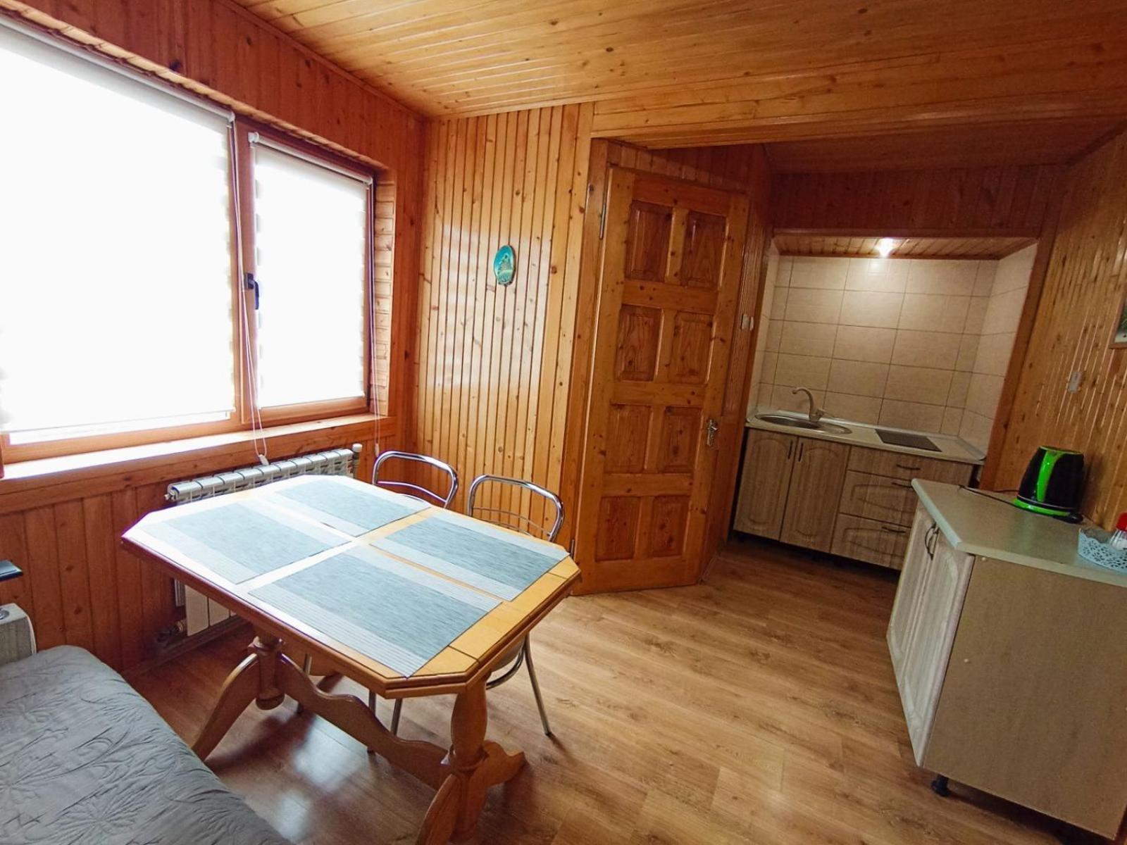 Cottage house Yaremche Exterior photo