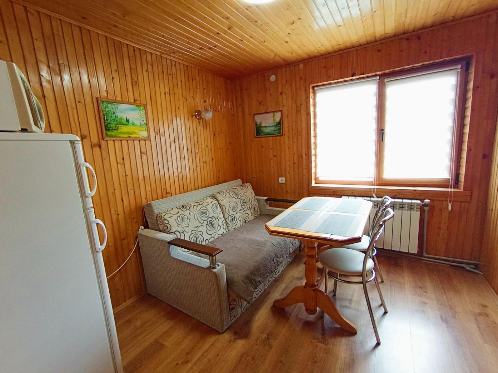 Cottage house Yaremche Exterior photo
